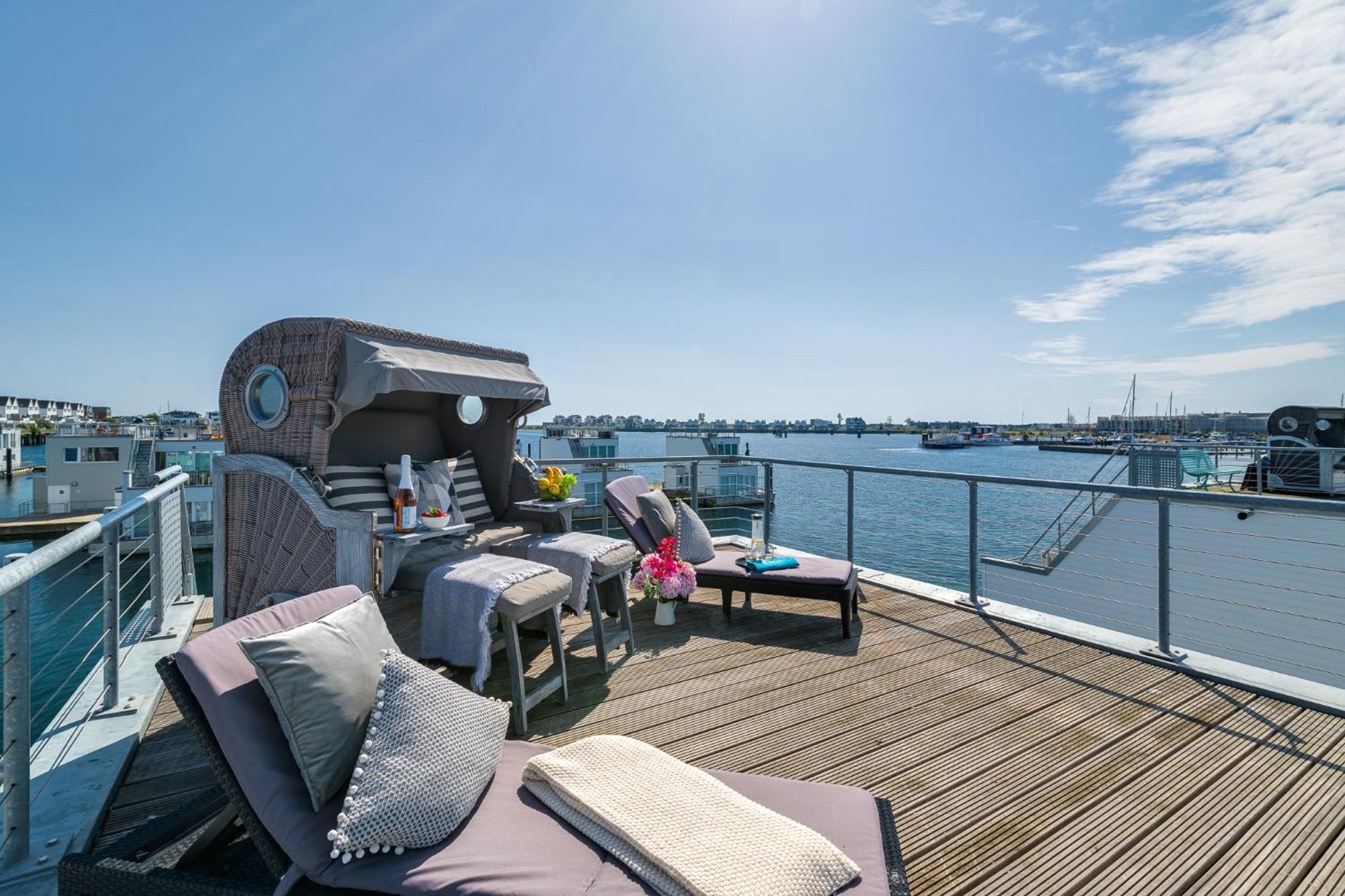 Triton: Meerblick, Sauna, Dachterrasse Olpenitz Esterno foto