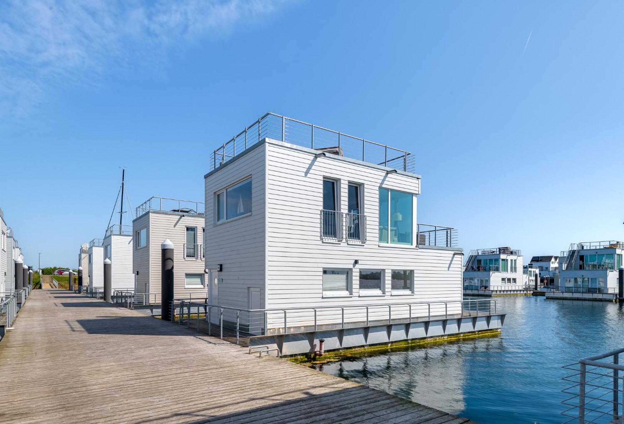 Triton: Meerblick, Sauna, Dachterrasse Olpenitz Esterno foto
